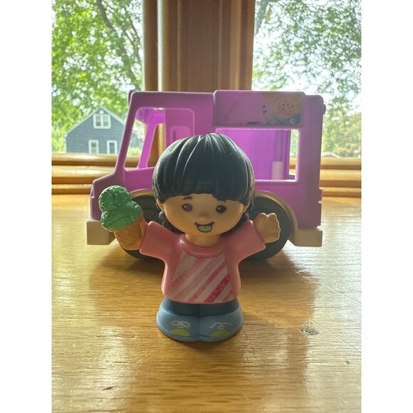 Fisher-Price Little People Share a Treat Ice Cream Truck and Action Figure Doll - Picture 5 of 9